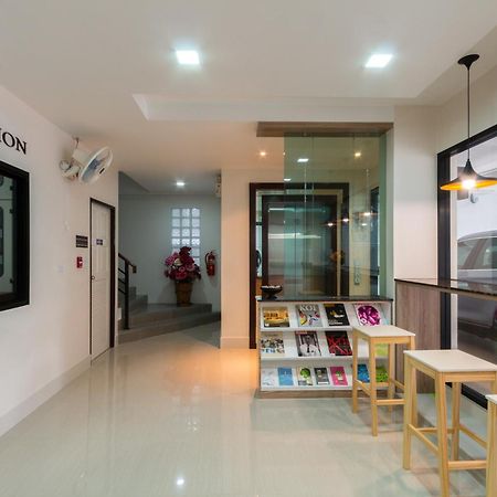 Peaberry Place - พีเบอร์รี่เพลส Bangkok Esterno foto
